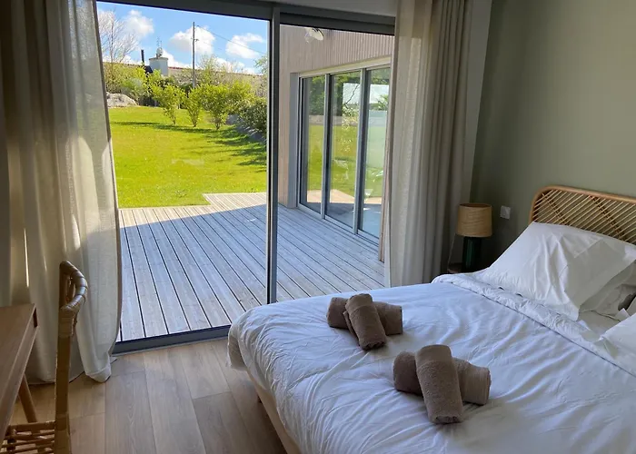 Villa La Greve Blanche Avec Piscine Interieure